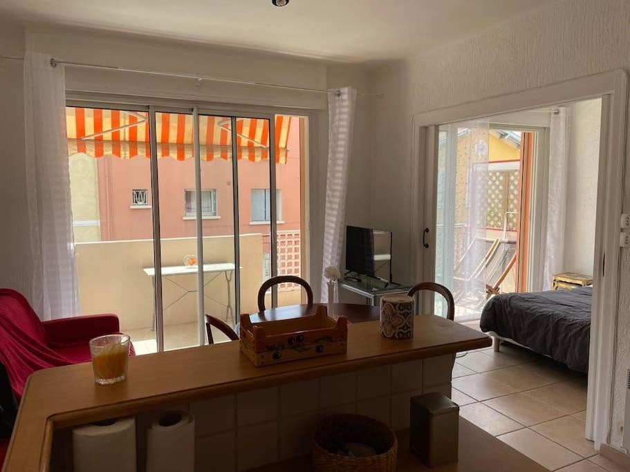 Studio A Sanary-Sur-Mer Avec Balcon A 200M Du Port Exteriör bild